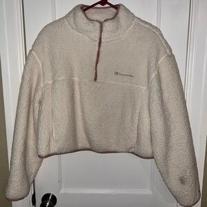 Champion’s Womens White Fleece Cropped Zip-Up Sweatshirt. Size large, never worn